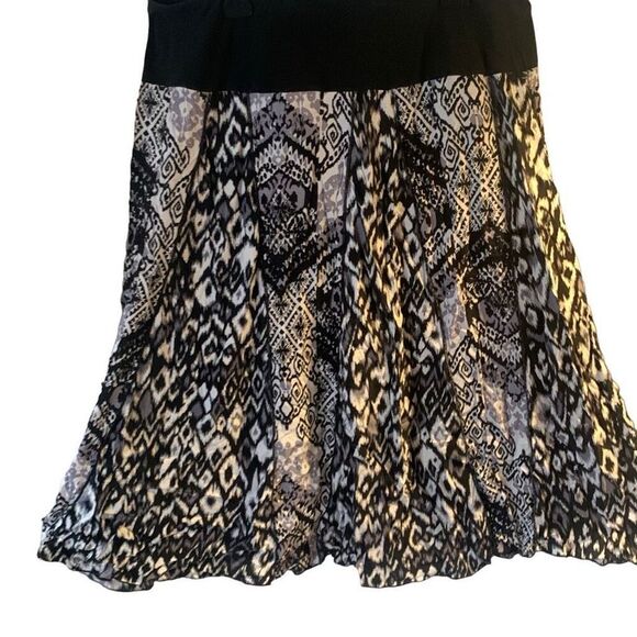 Pre Owned Women’s Notations Skirt Black White Gray Sz XXL Flowing Festive Style - Picture 4 of 7